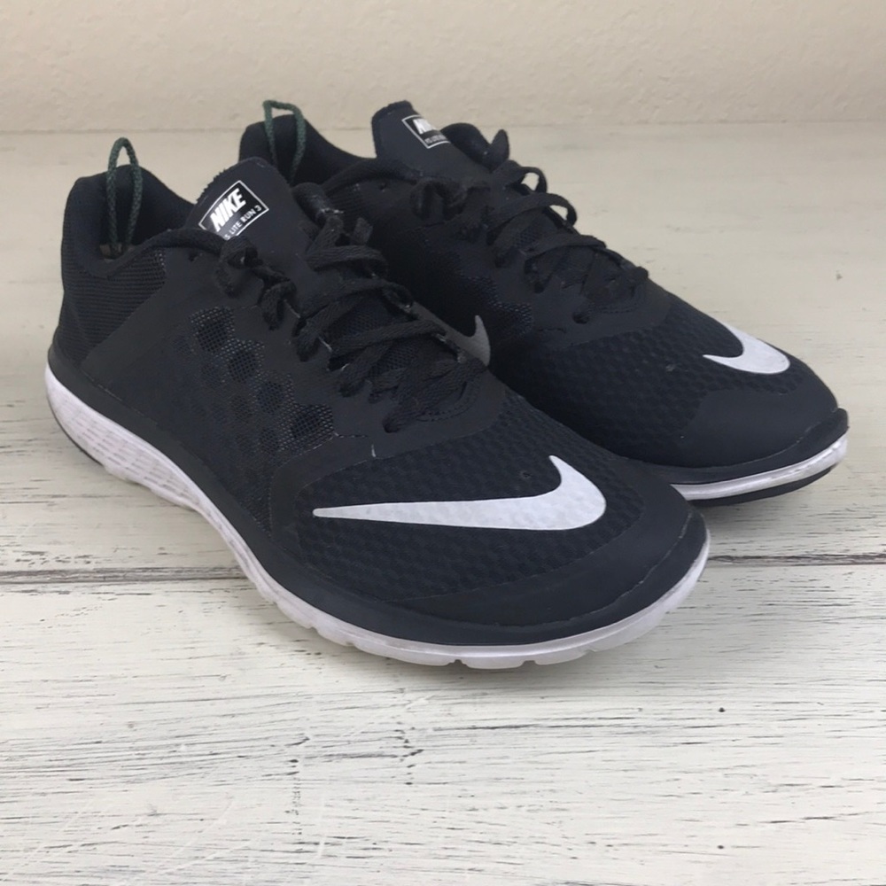 Nike FS Lite Run 3 running shoes men’s size 10